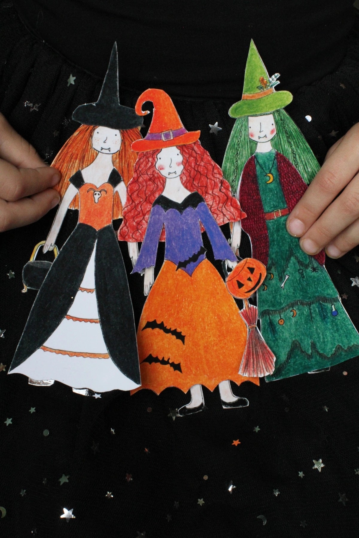 Witch's Paper Wardrobe