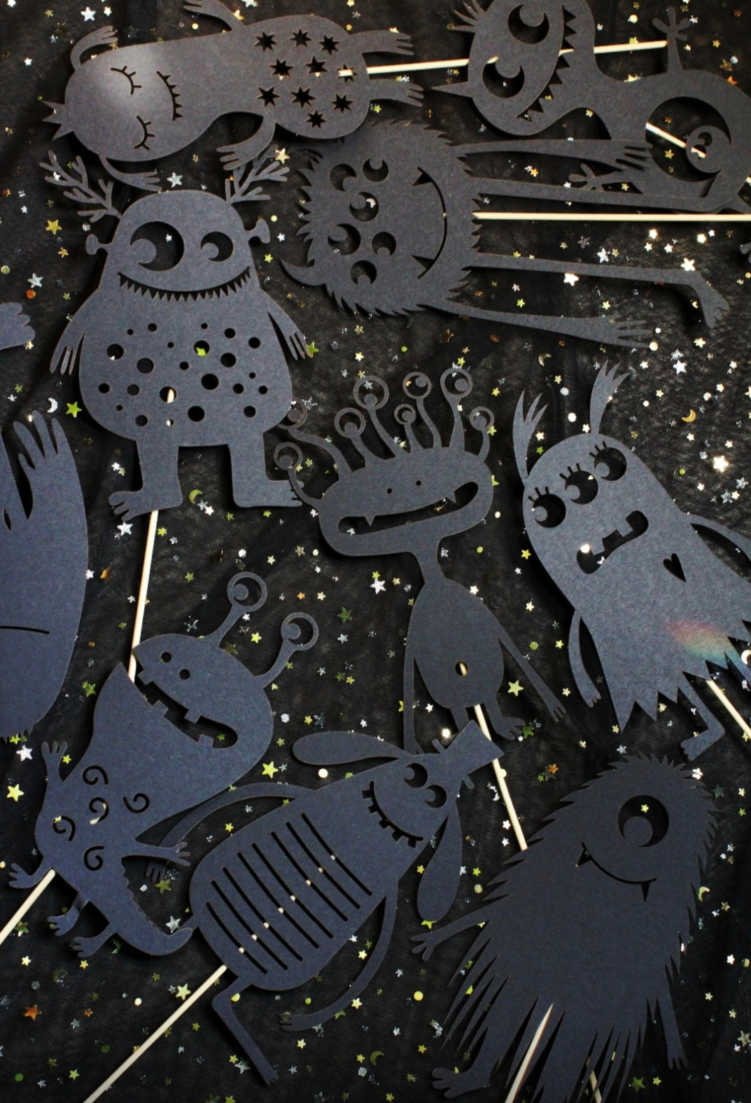 Театр теней "Мори-момры-бу!"