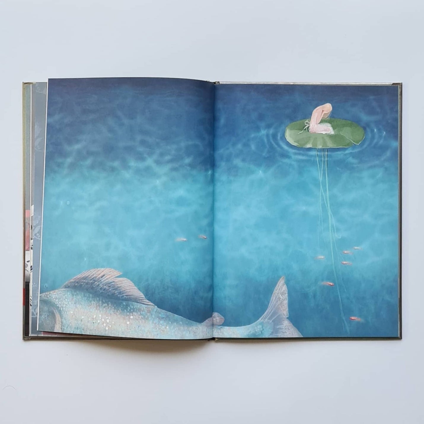 Дюймовочка